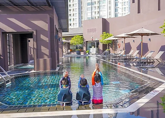 Marriott Executive Bangkok, Sukhumvit 50 5*